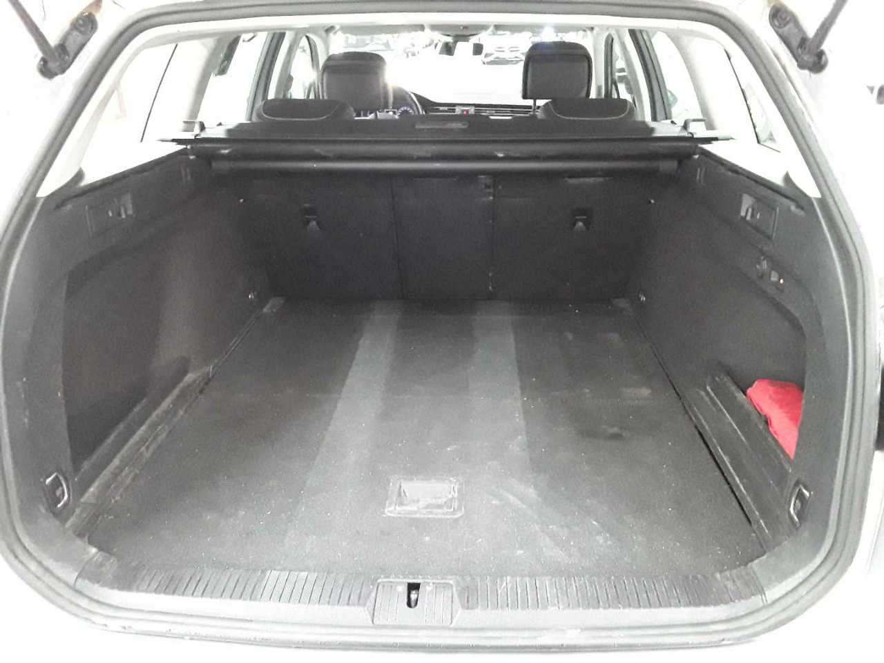 Volkswagen Passat Variant 2.0 TDI SCR Elegance 15