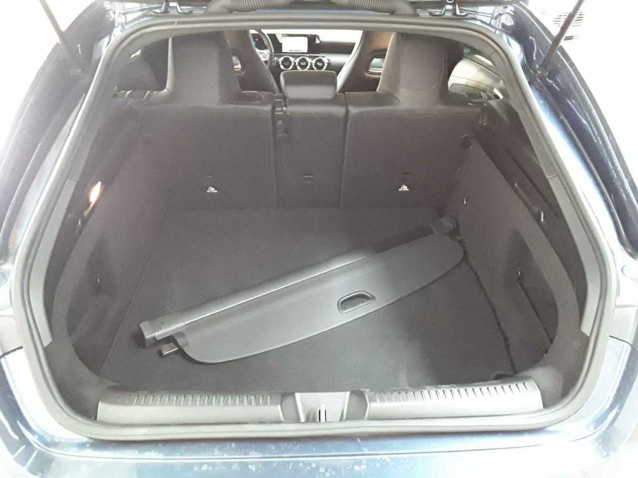 Mercedes-Benz CLA 250 Shooting Brake 7G-DCT AMG Line 15