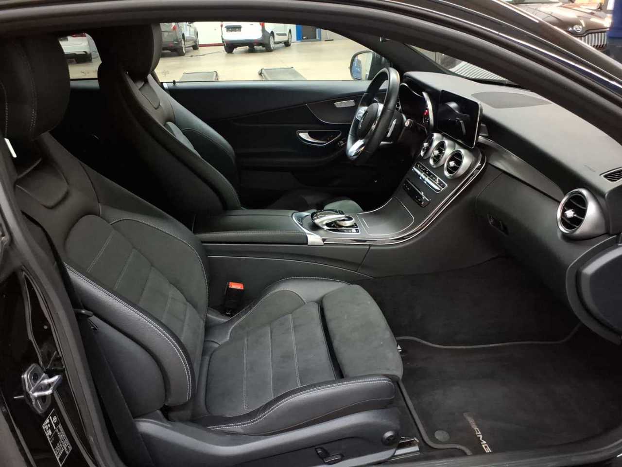 Mercedes-Benz C 220 d Coupe 9G-TRONIC AMG Line 8