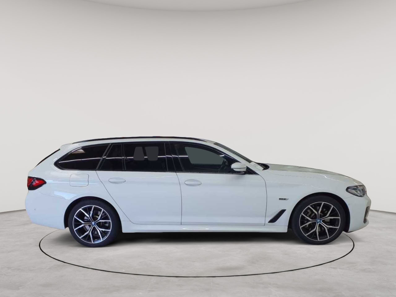 BMW 530e xDrive Touring Aut. 3