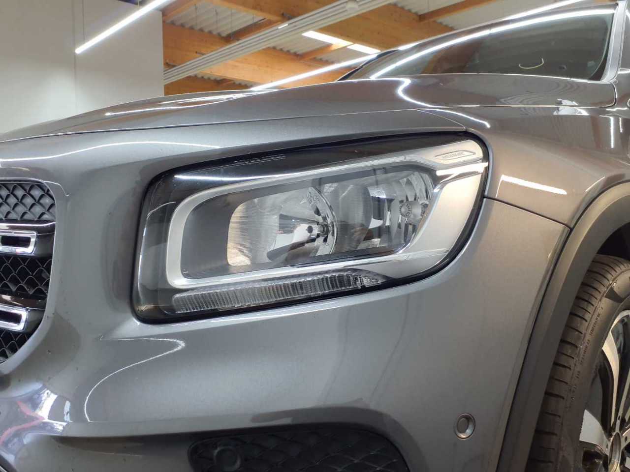 Mercedes-Benz GLB 200 7G-DCT Progressive 16