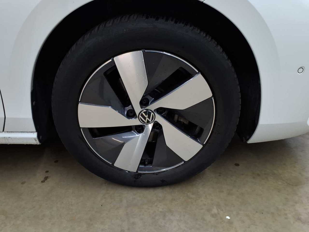 Vw Passat Variant 1.5 e-TSI OPF DSG Business 16