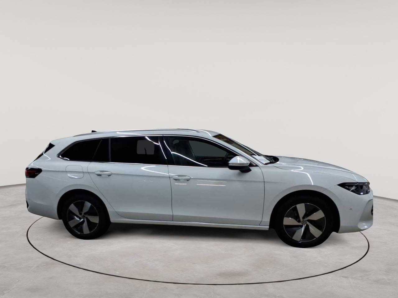 Vw Passat Variant 1.5 e-TSI OPF DSG Business 3