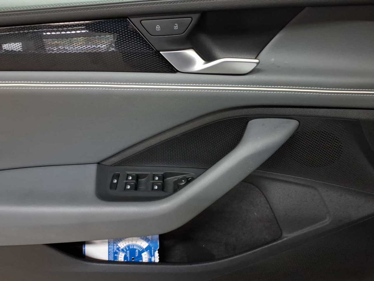 Vw Passat Variant 1.5 e-TSI OPF DSG Business 18