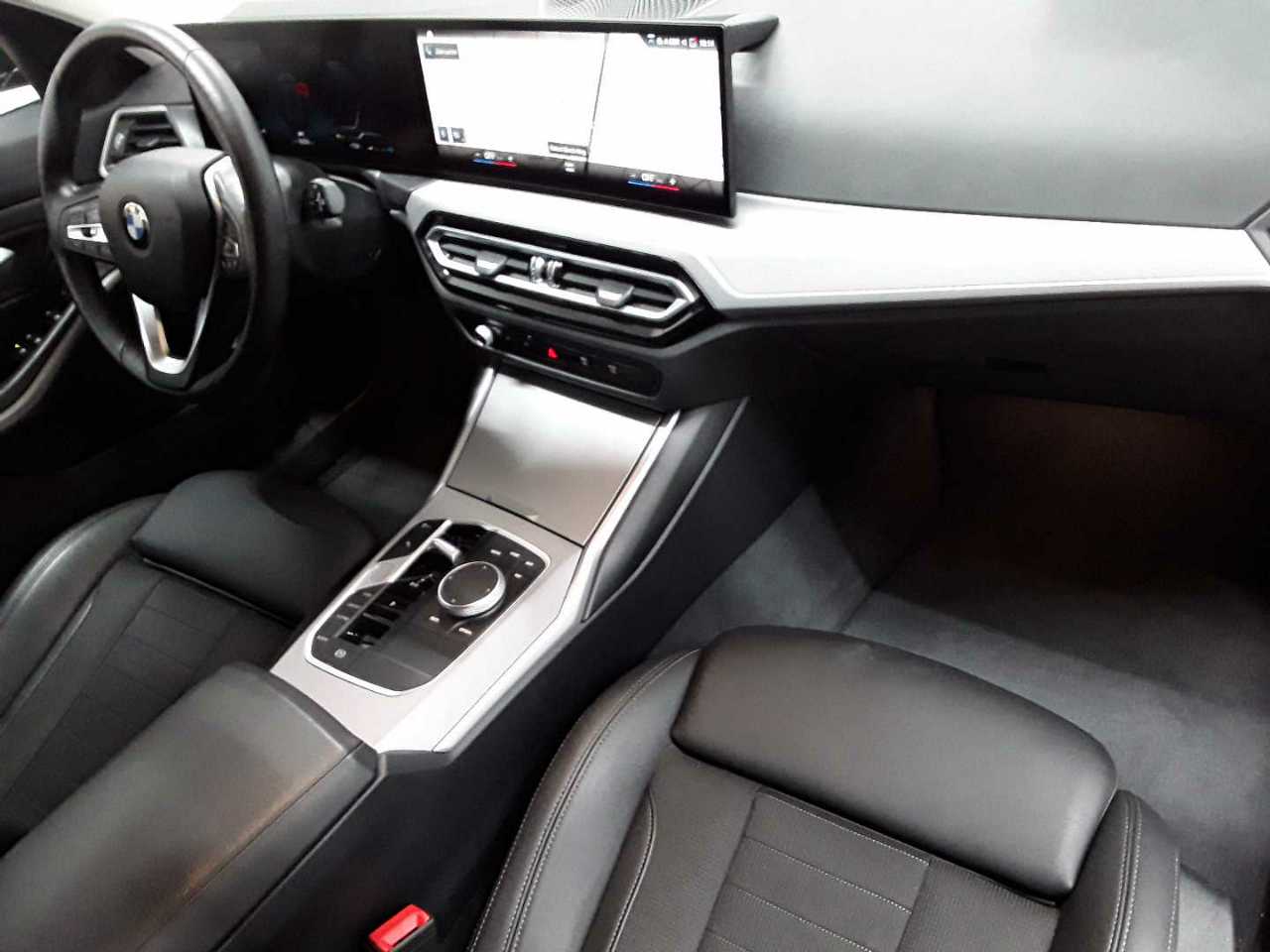 Bmw 318d Touring Aut. 9