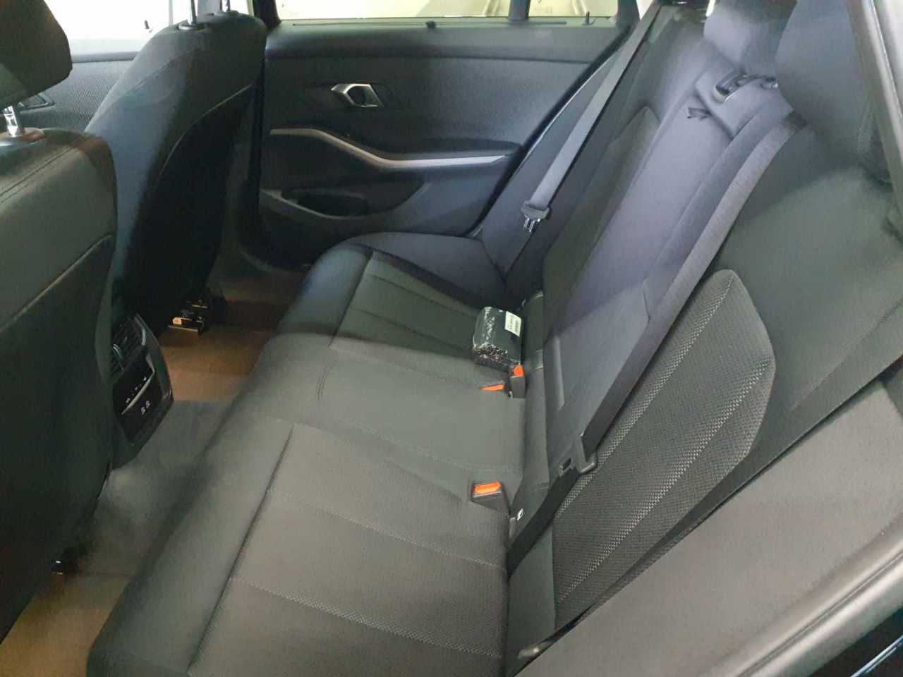 Bmw 318d Touring Aut. 13