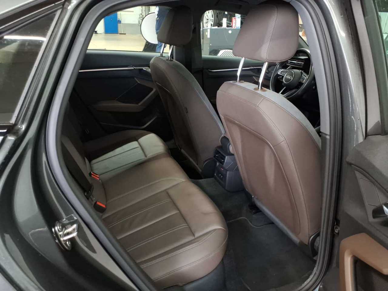 Audi A3 40 TDI Limousine quattro S tronic S line 14