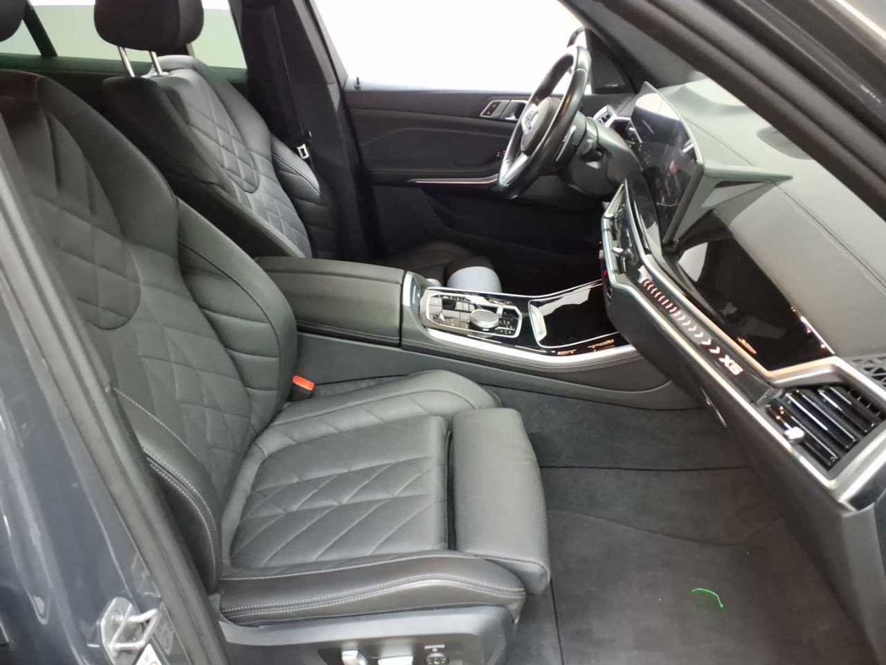 BMW X5 xDrive50e 8