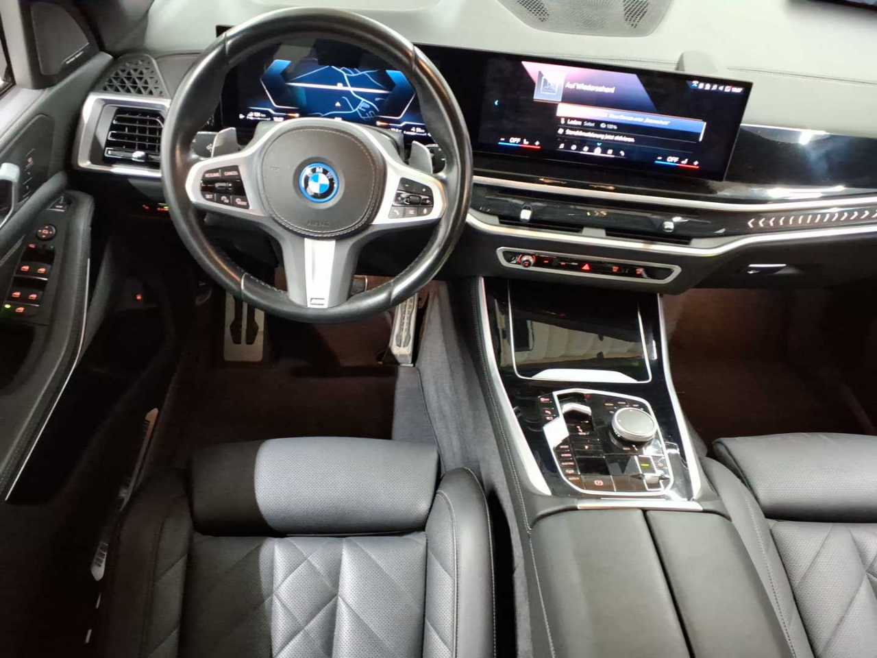 BMW X5 xDrive50e 10