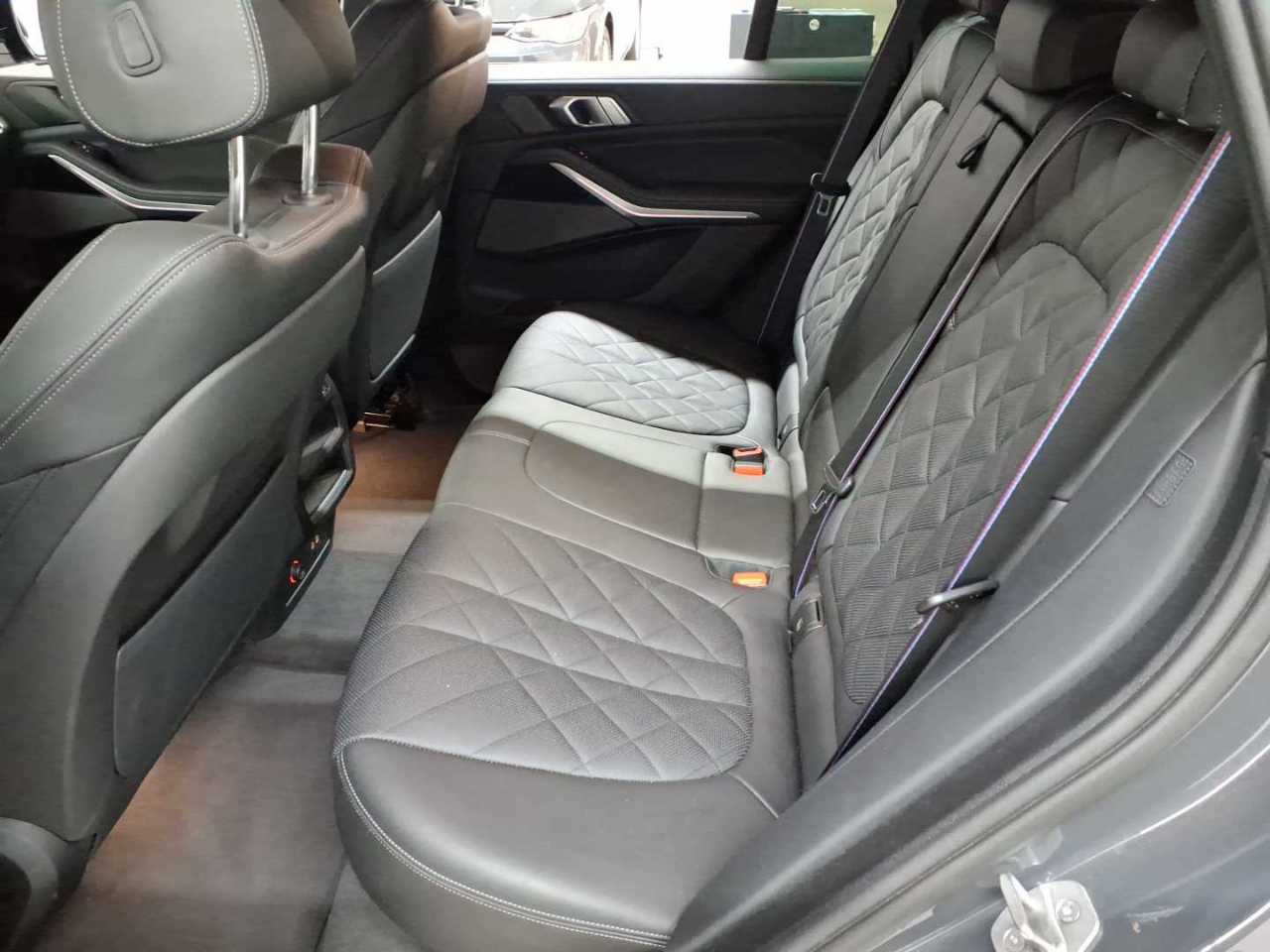 BMW X5 xDrive50e 13
