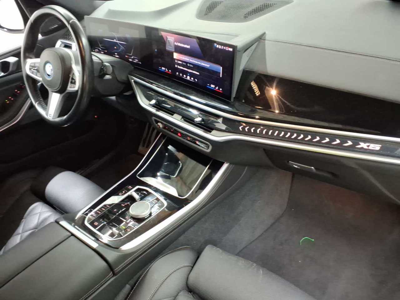BMW X5 xDrive50e 9