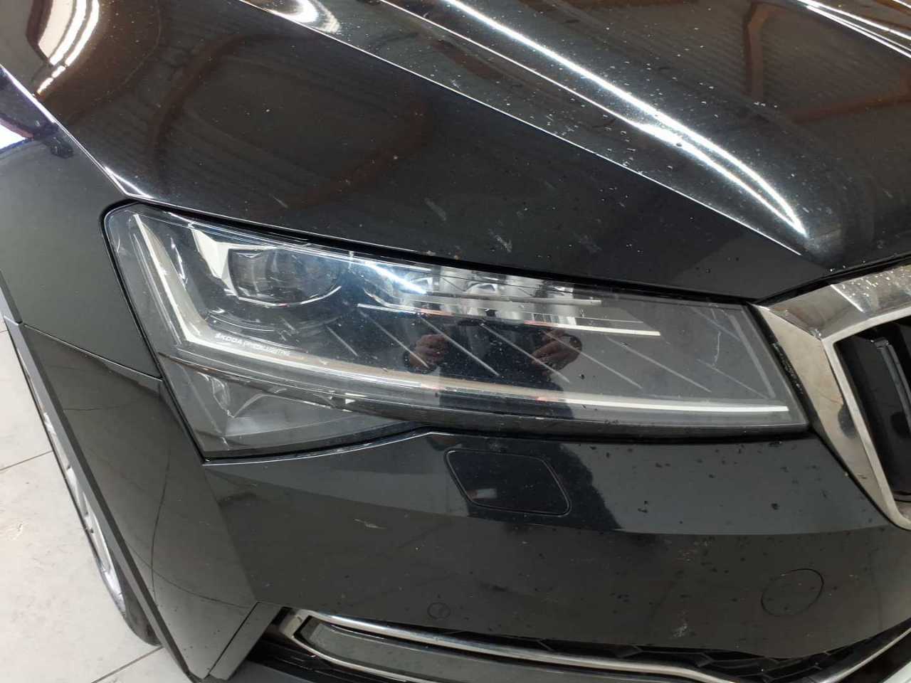 Skoda Superb Combi 2.0 TDI 4x4 DSG Scout 18