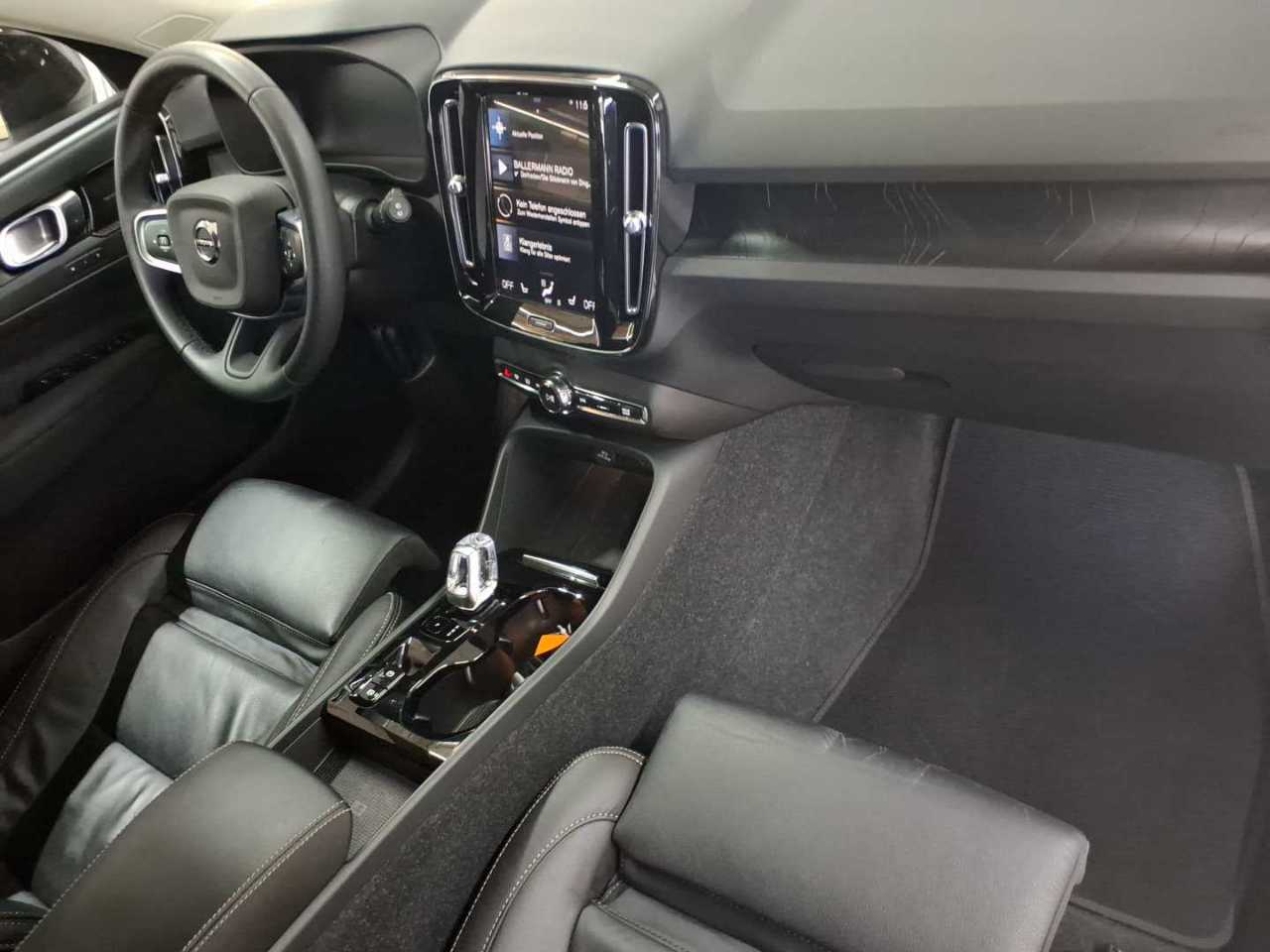 Volvo XC40 T5 Recharge DKG Plus Dark 9
