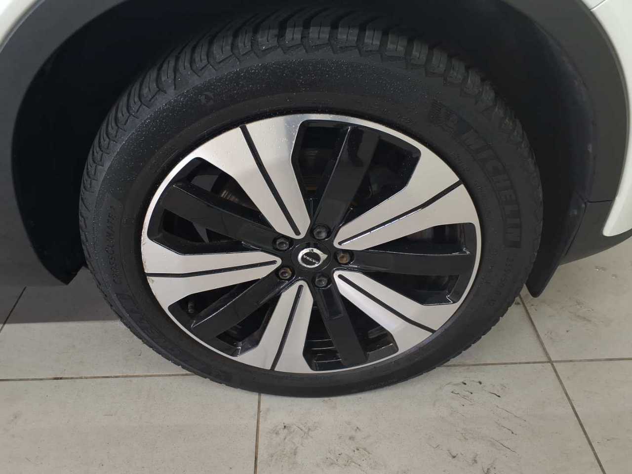 Volvo XC40 T5 Recharge DKG Plus Dark 17