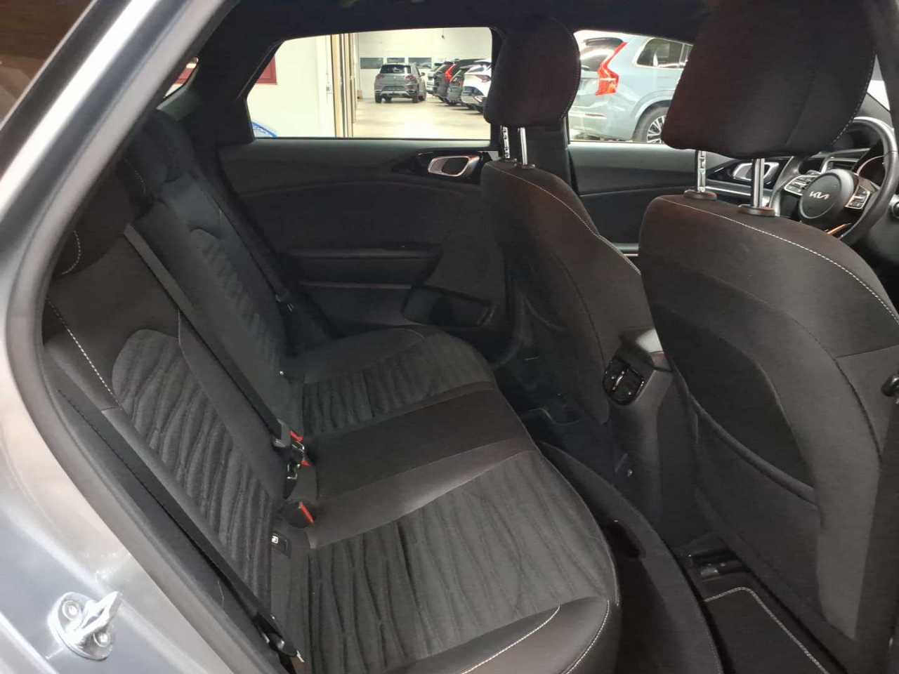 Kia ProCeed 1.5 T-GDI DCT7 OPF GT LINE 14