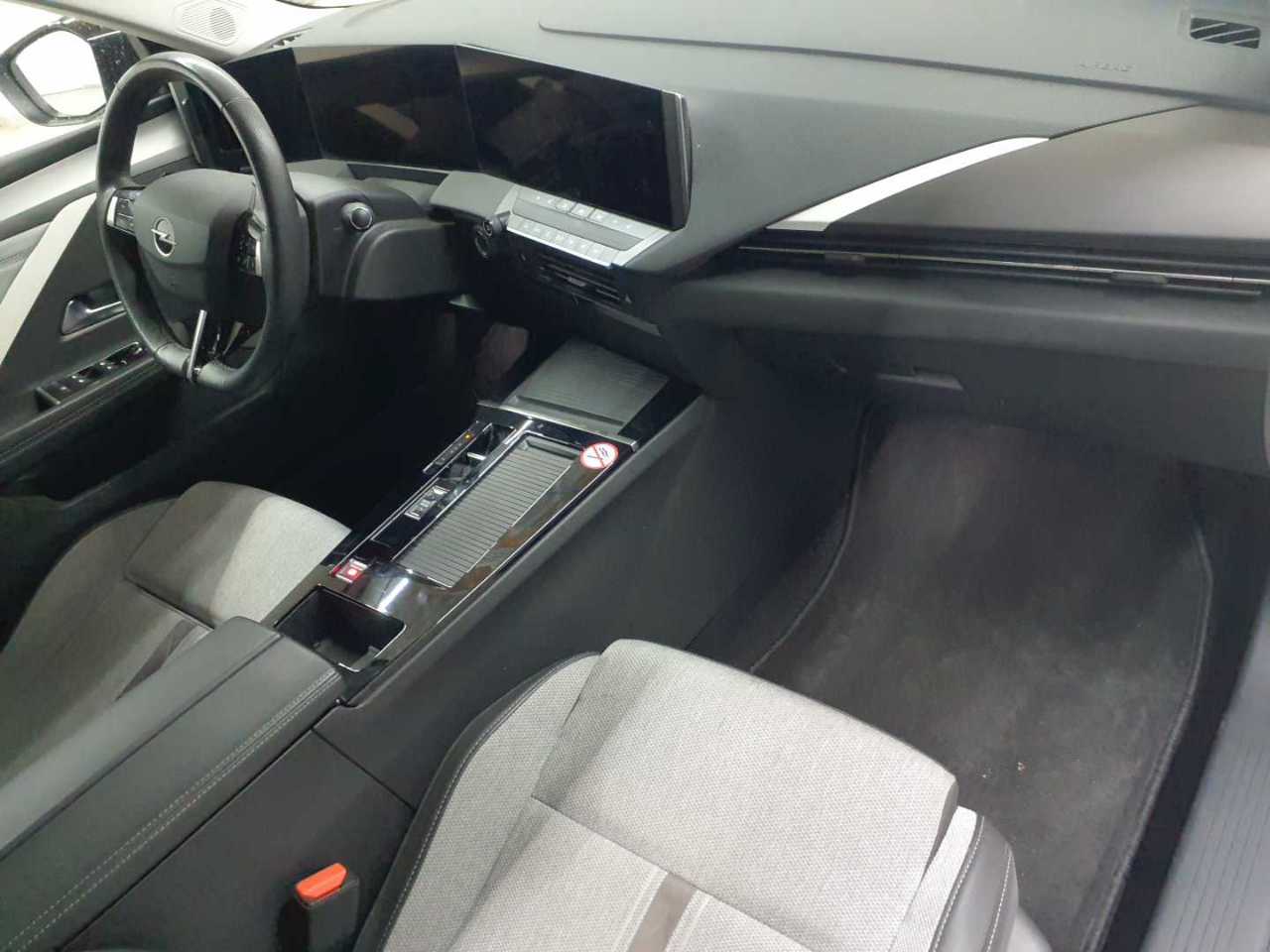 Opel Astra Sports Tourer 1.5 D Automatik Elegance 9
