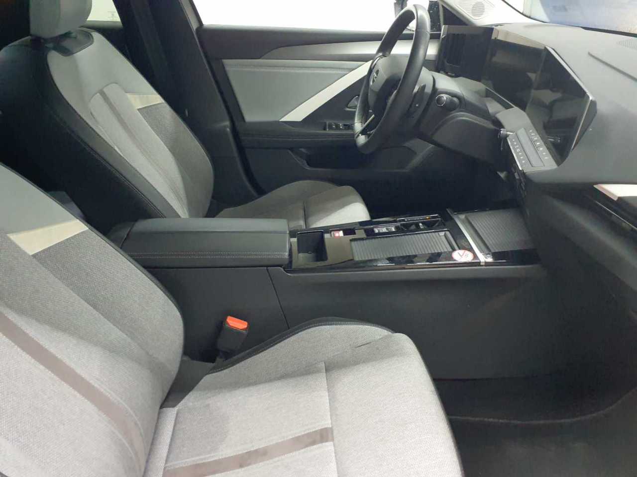 Opel Astra Sports Tourer 1.5 D Automatik Elegance 8