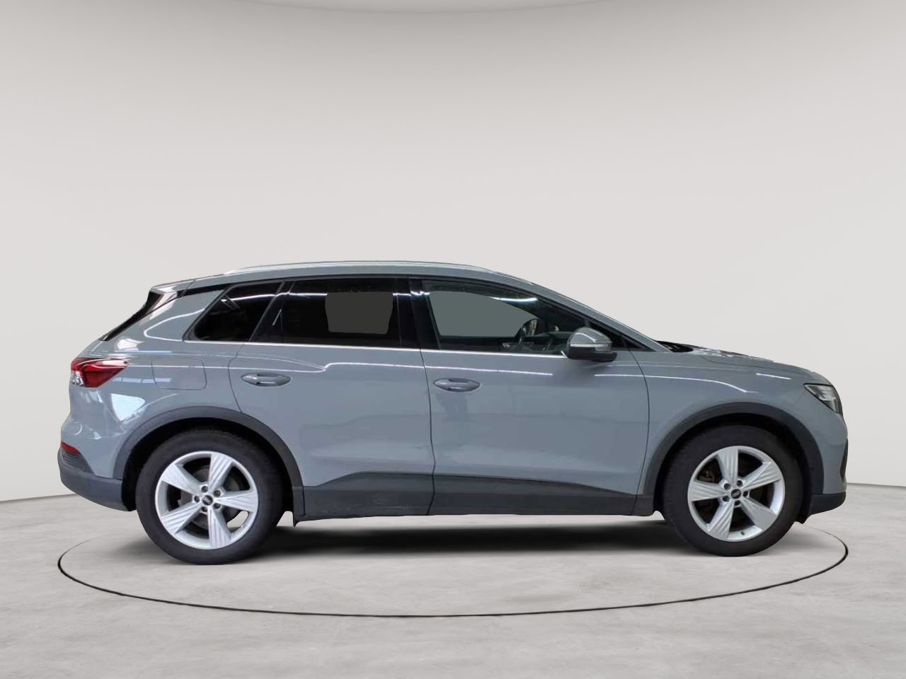 Audi Q4 e-tron 40 3
