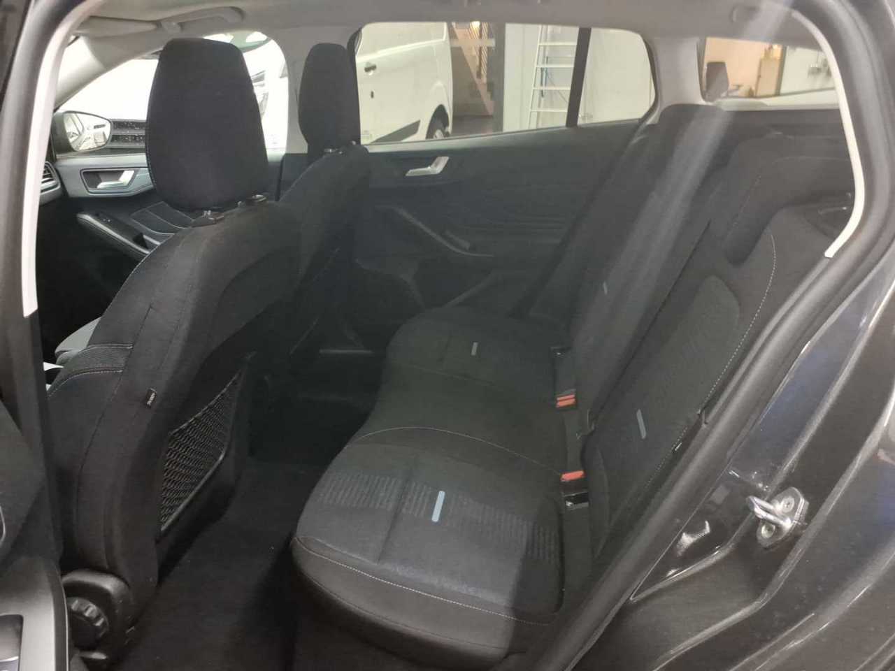Ford Focus Turnier 1.5 EcoBlue Start-Stopp-System Aut. ACTIVE 13