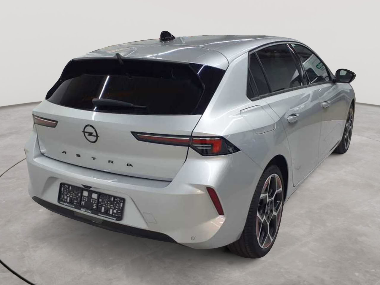 Opel Astra 1.5 D Automatik GS 4
