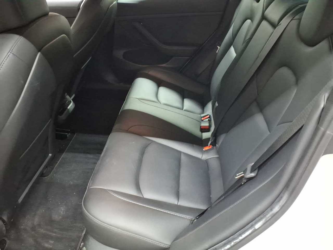 Tesla Model 3 Langstreckenbatt. Allradantrieb Dual Motor 13