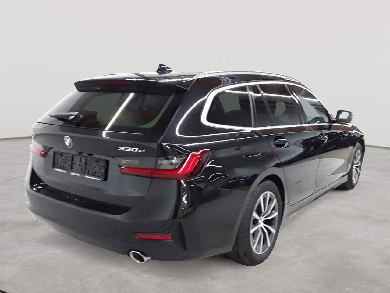 Bmw 330e Touring xDrive Aut. Advantage 4