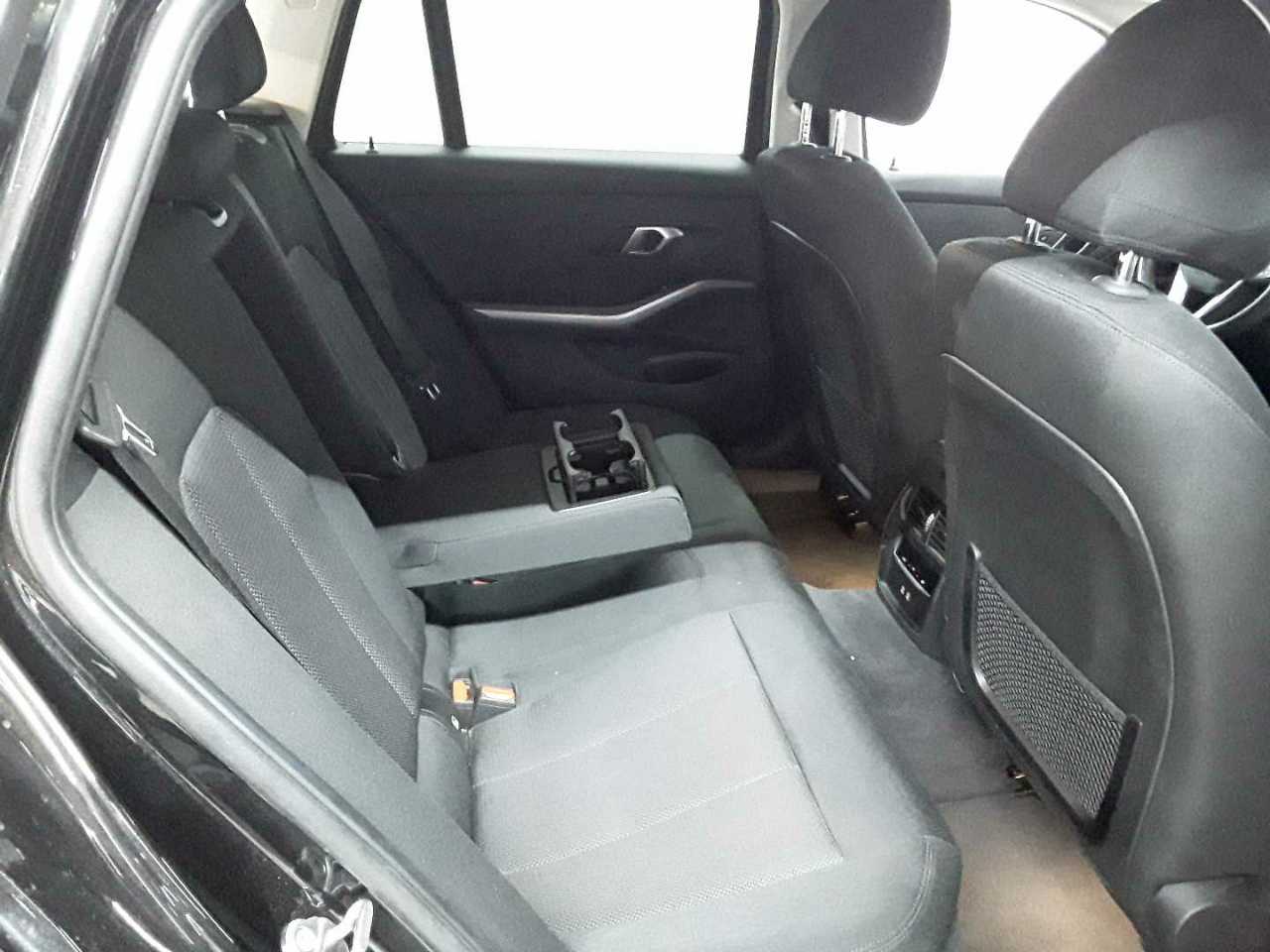 Bmw 330e Touring xDrive Aut. Advantage 14