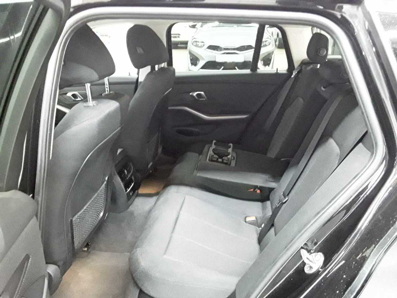 Bmw 330e Touring xDrive Aut. Advantage 13