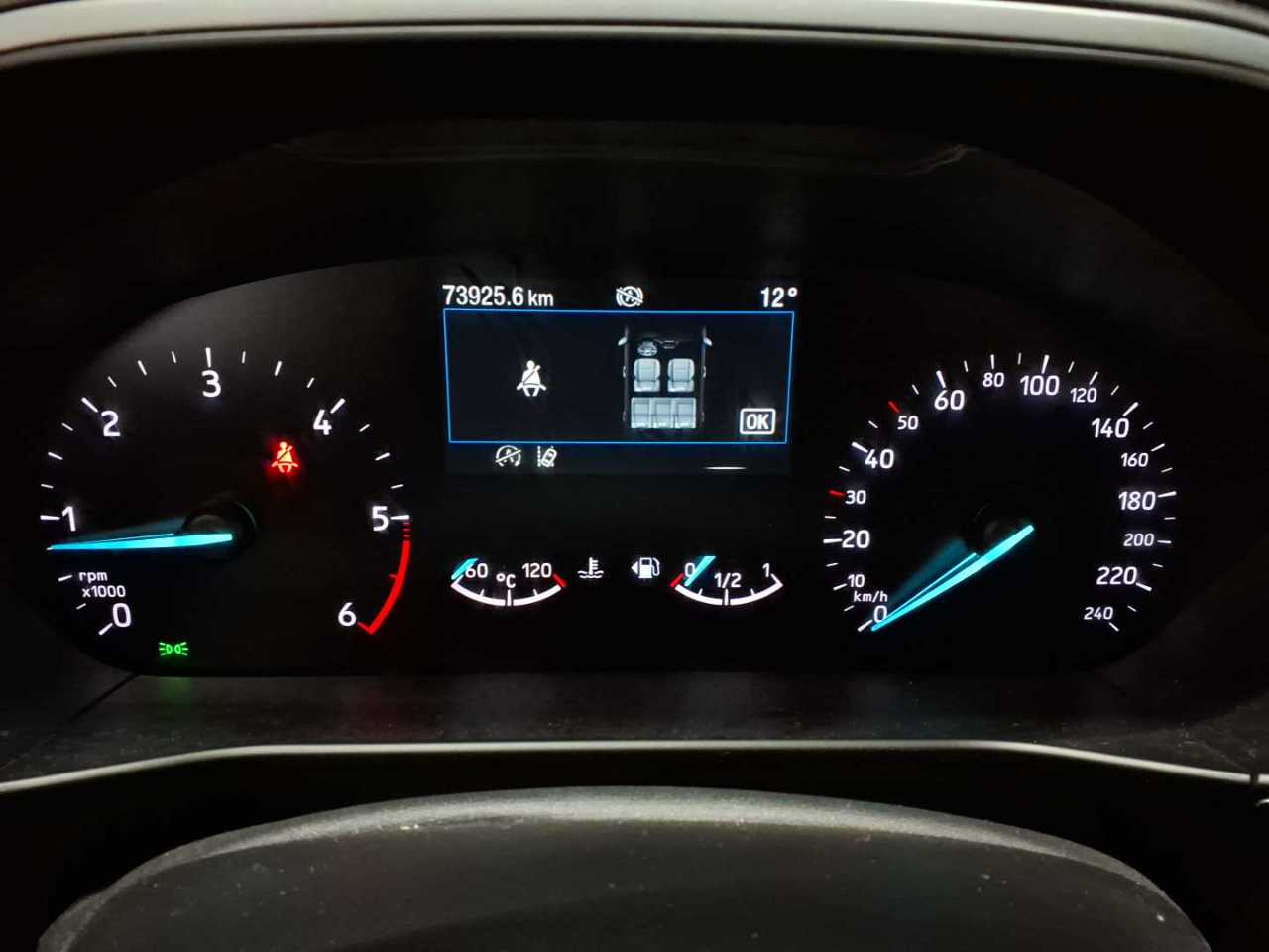 Ford Focus Turnier 1.5 EcoBlue Start-Stopp-System COOL&CONNECT 11
