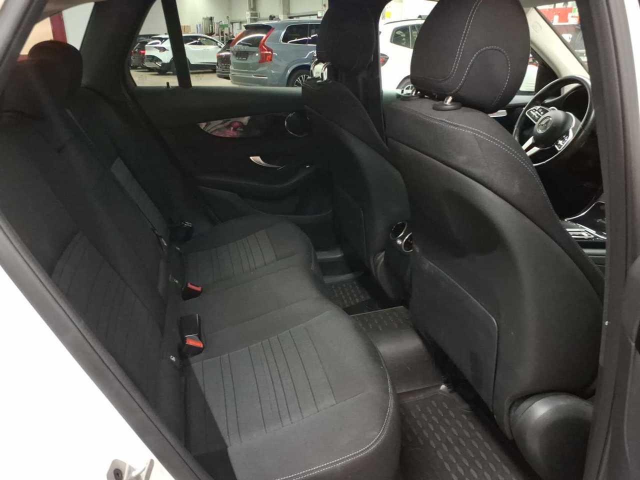 Mercedes-Benz GLC 200 d 4Matic 9G-TRONIC 14