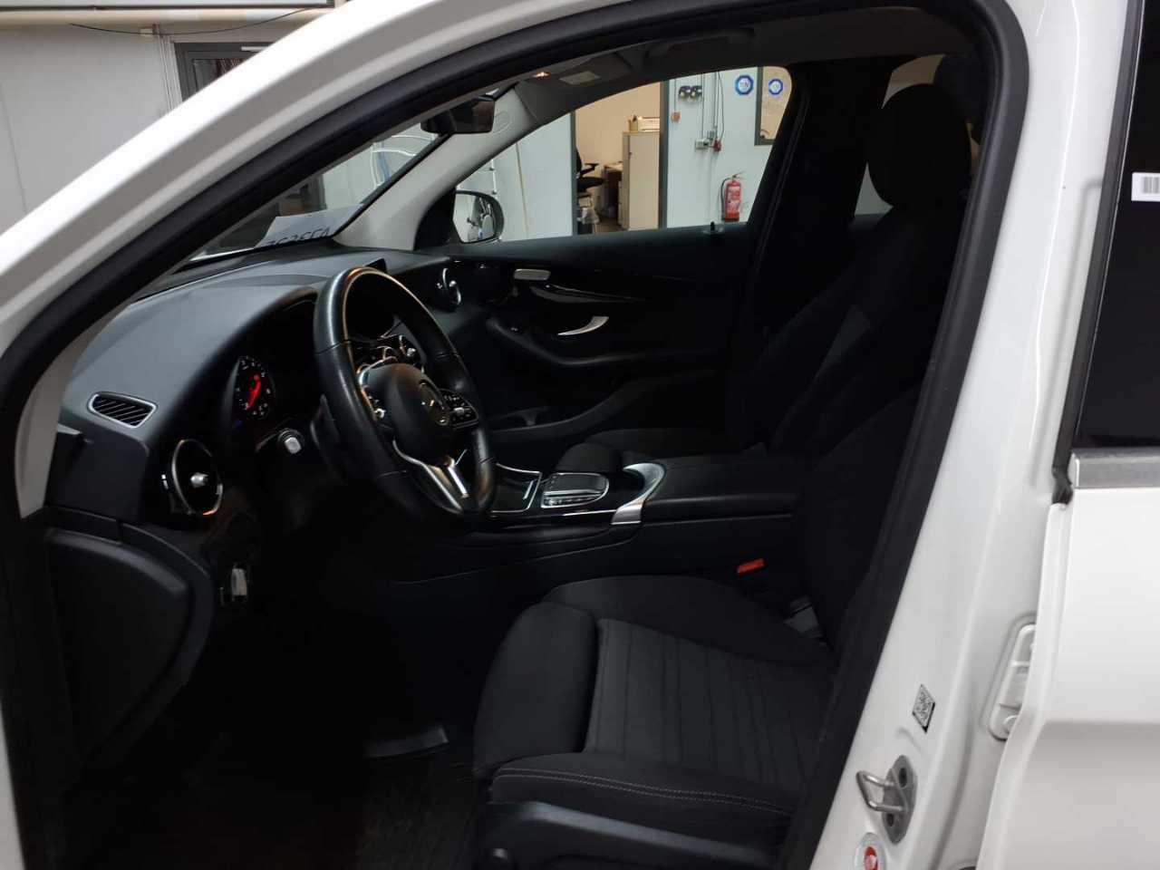 Mercedes-Benz GLC 200 d 4Matic 9G-TRONIC 7