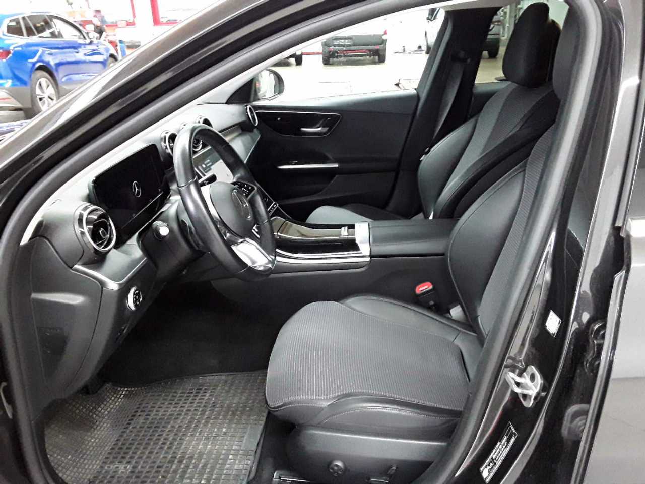 Mercedes-Benz C 220 d T 9G-TRONIC Avantgarde 7