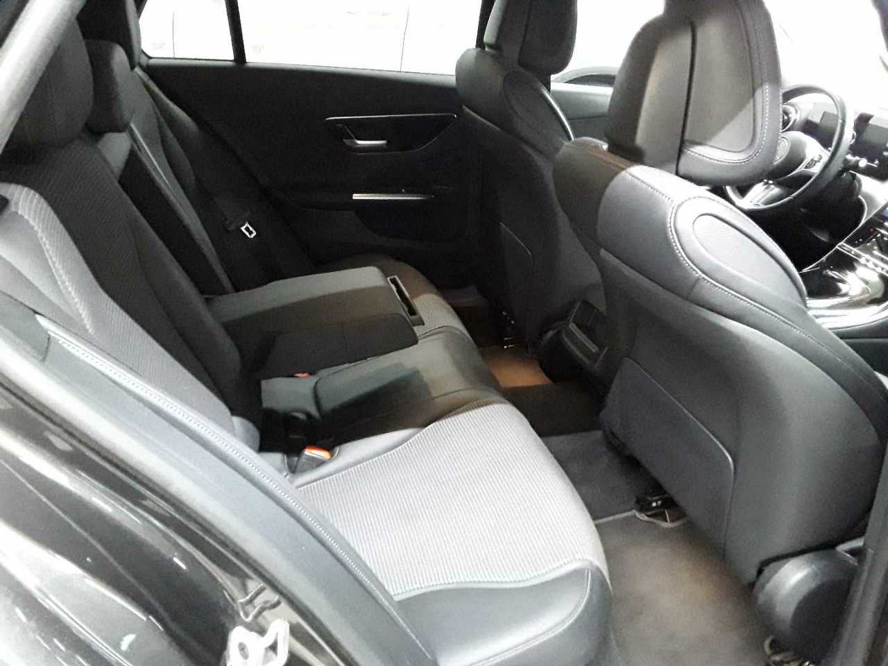 Mercedes-Benz C 220 d T 9G-TRONIC Avantgarde 14
