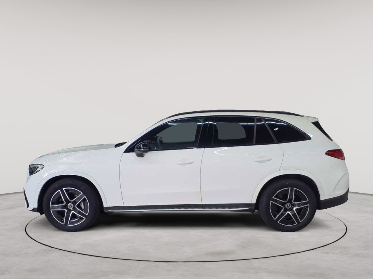Mercedes-Benz GLC 220 d 4Matic 9G-TRONIC AMG Line Advanced 6