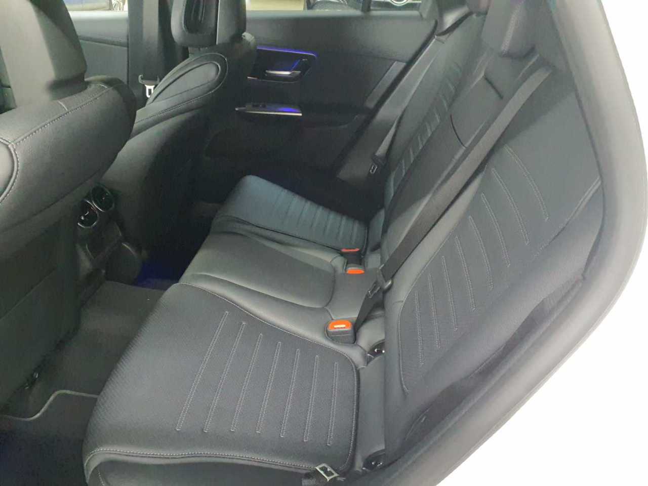 Mercedes-Benz GLC 220 d 4Matic 9G-TRONIC AMG Line Advanced 13