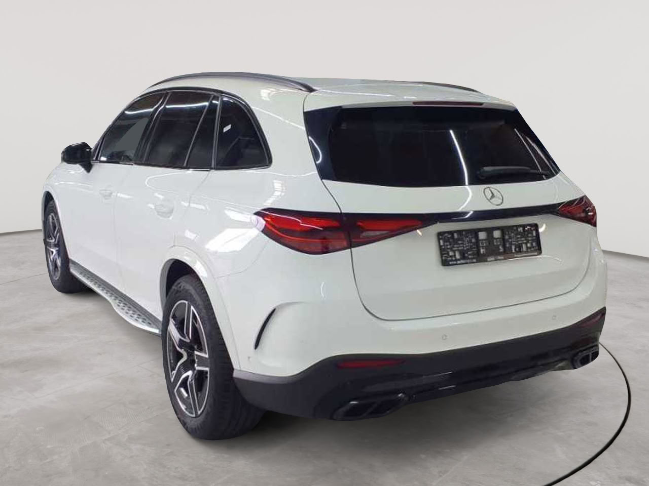 Mercedes-Benz GLC 220 d 4Matic 9G-TRONIC AMG Line Advanced 5