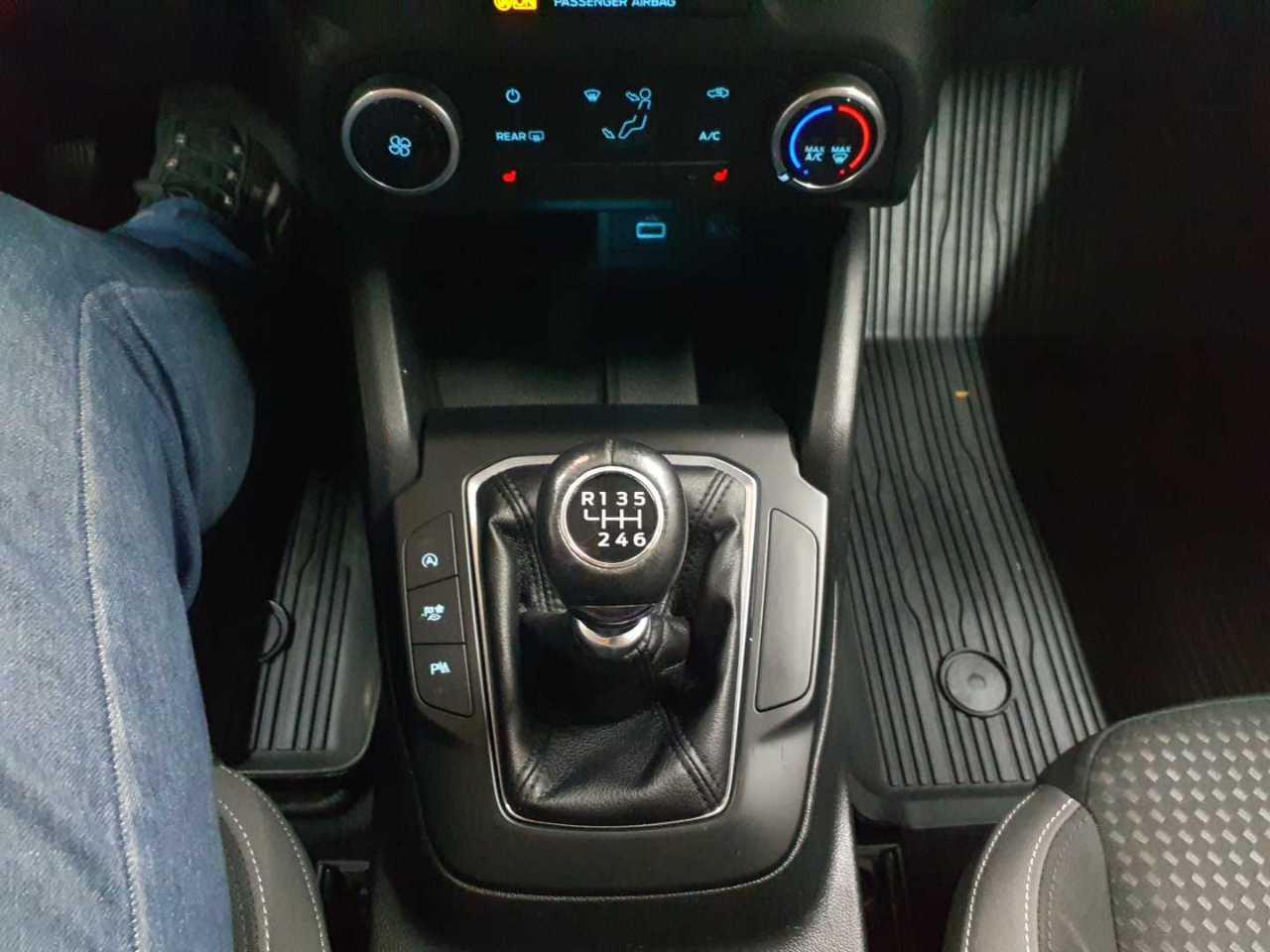 Ford Focus Turnier 1.5 EcoBlue Start-Stopp-System COOL&CONNECT 10