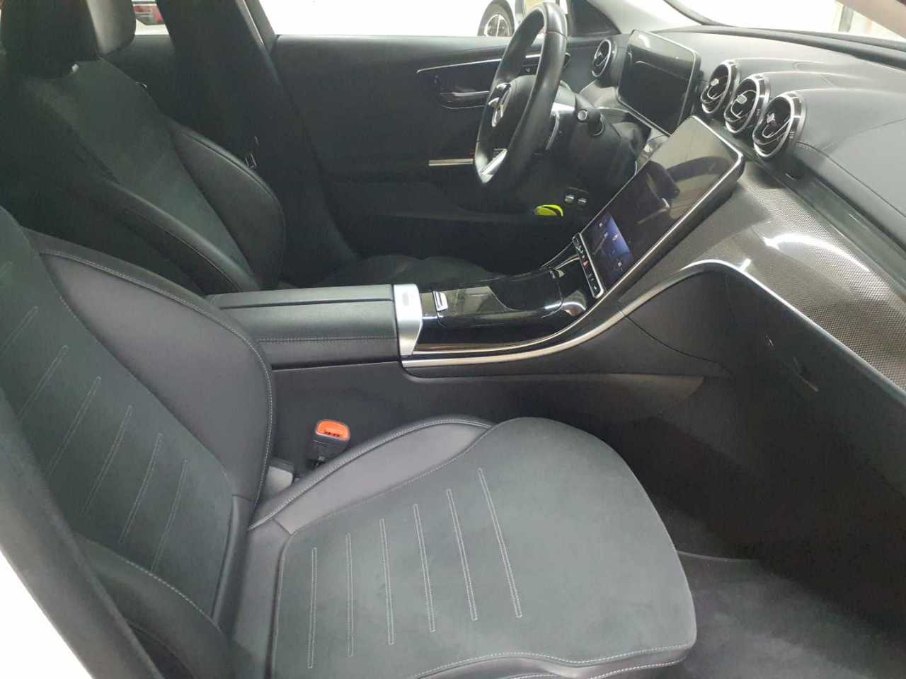 Mercedes-Benz C 300 e 9G-TRONIC AMG Line 8