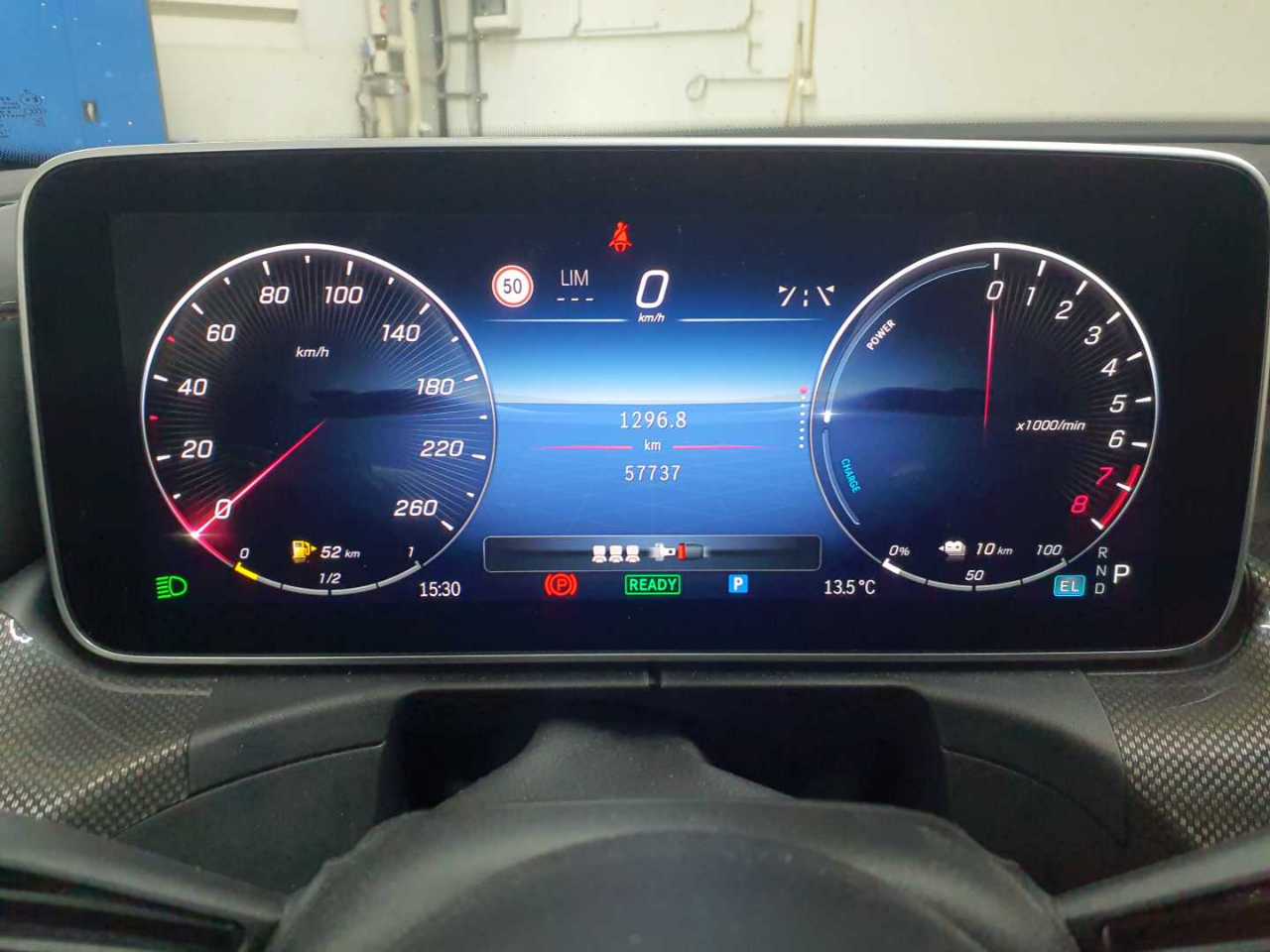 Mercedes-Benz C 300 e 9G-TRONIC AMG Line 11