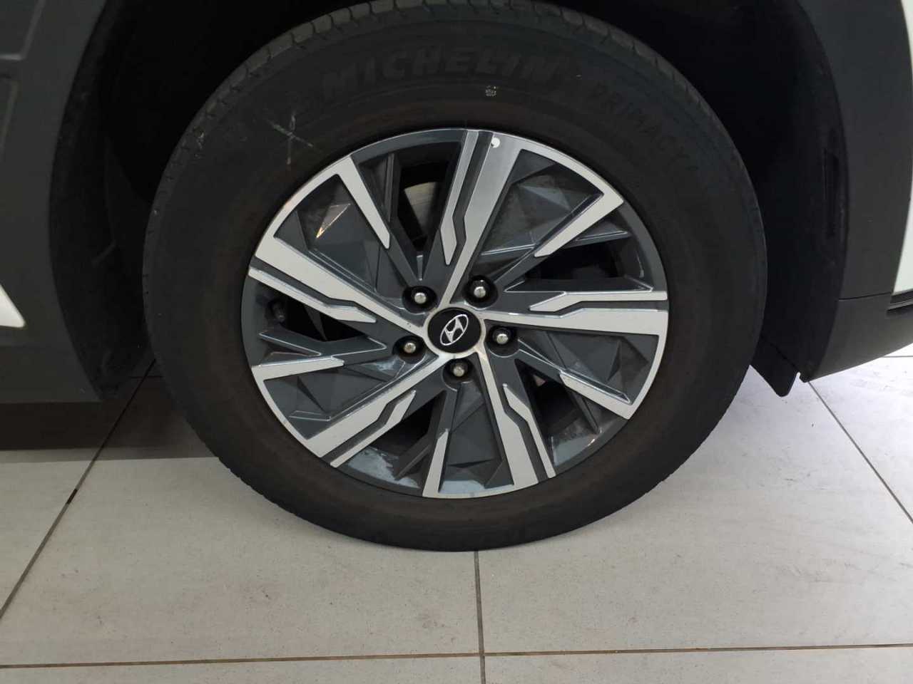 Hyundai TUCSON 1.6 T-GDi 48V-Hybrid 2WD Trend 16