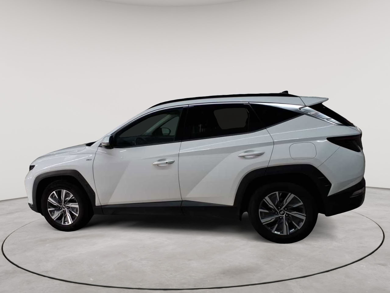 Hyundai TUCSON 1.6 T-GDi 48V-Hybrid 2WD Trend 6