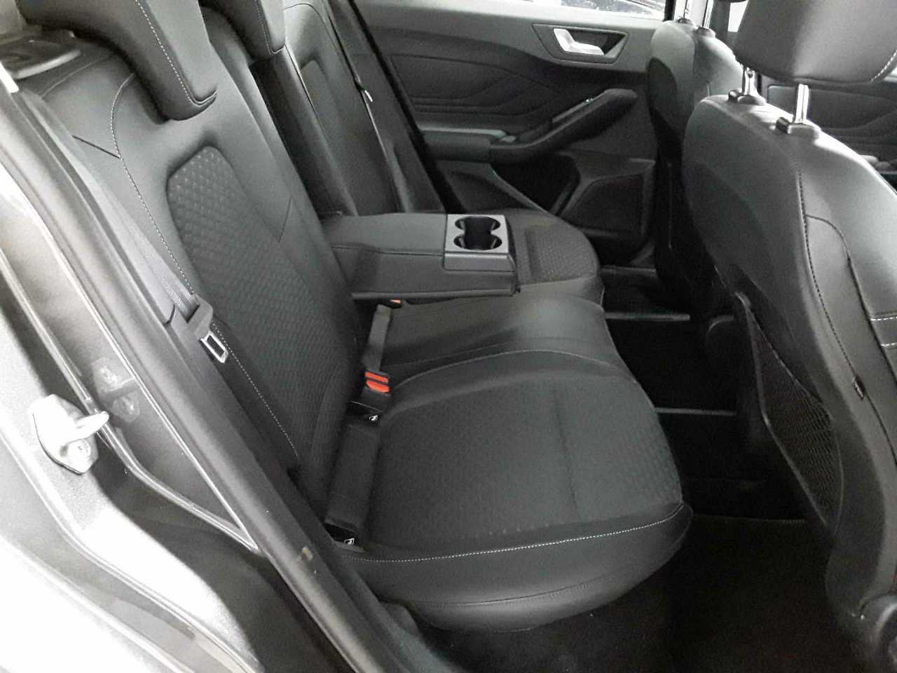 Ford Focus Turnier 1.0 EcoBoost Start-Stopp-System Aut. TITANIUM X 14