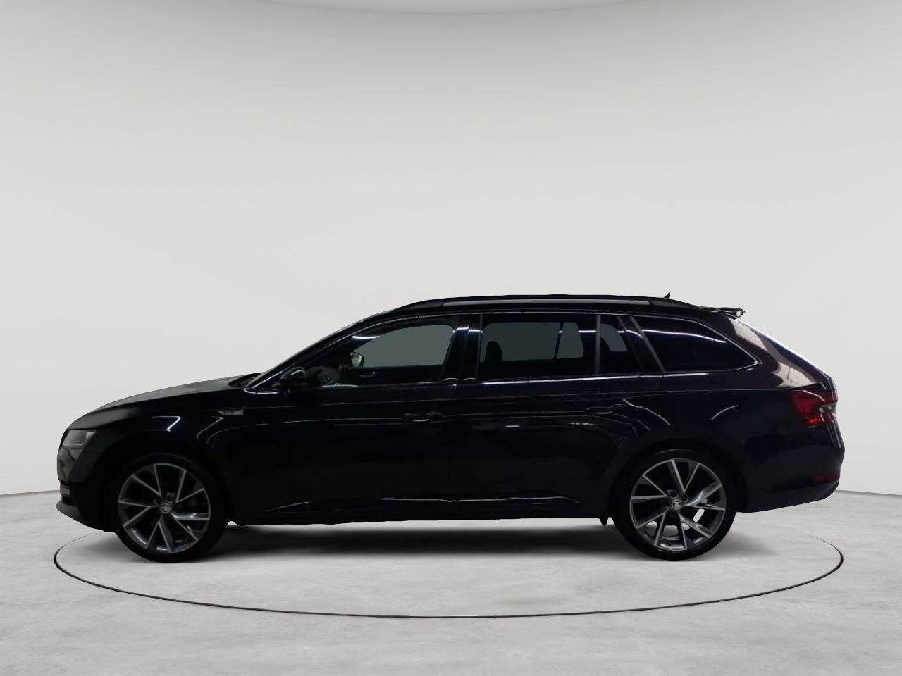 Skoda Superb Combi 1.4 TSI iV DSG Sportline 6