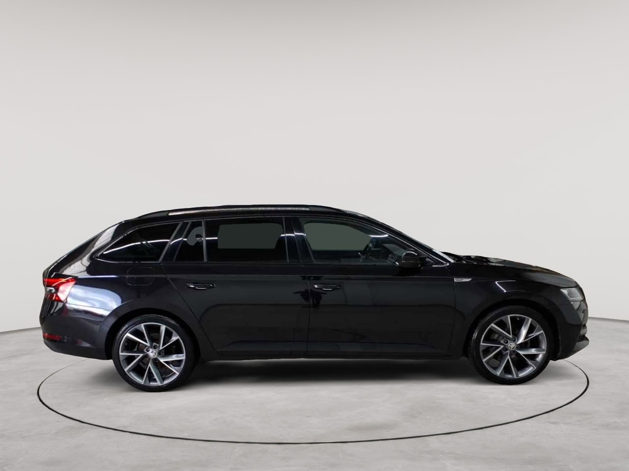 Skoda Superb Combi 1.4 TSI iV DSG Sportline 3