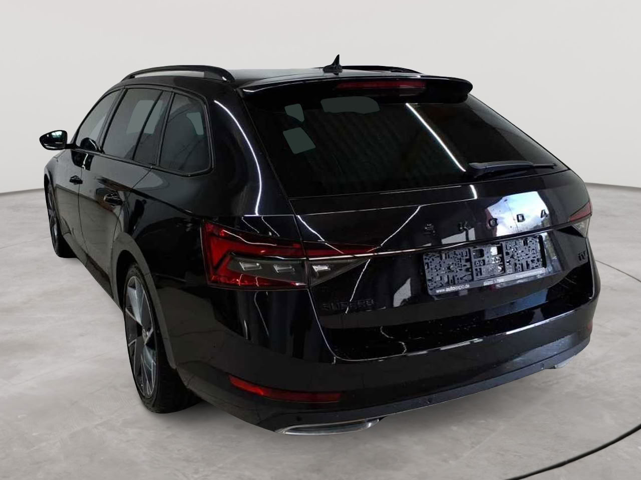 Skoda Superb Combi 1.4 TSI iV DSG Sportline 5