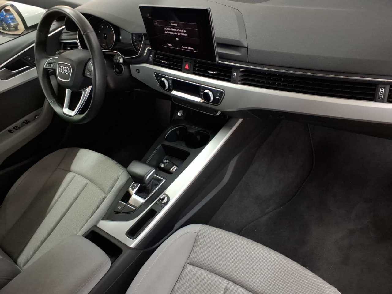 Audi A4 Avant 35 TDI S tronic 9