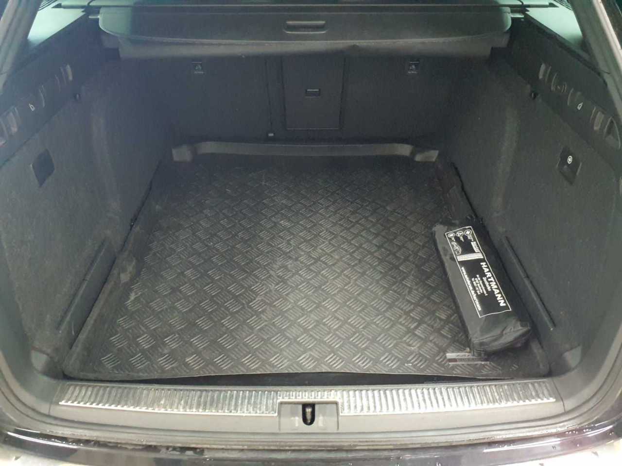 Skoda Superb Combi 2.0 TDI 4x4 DSG L&K 15