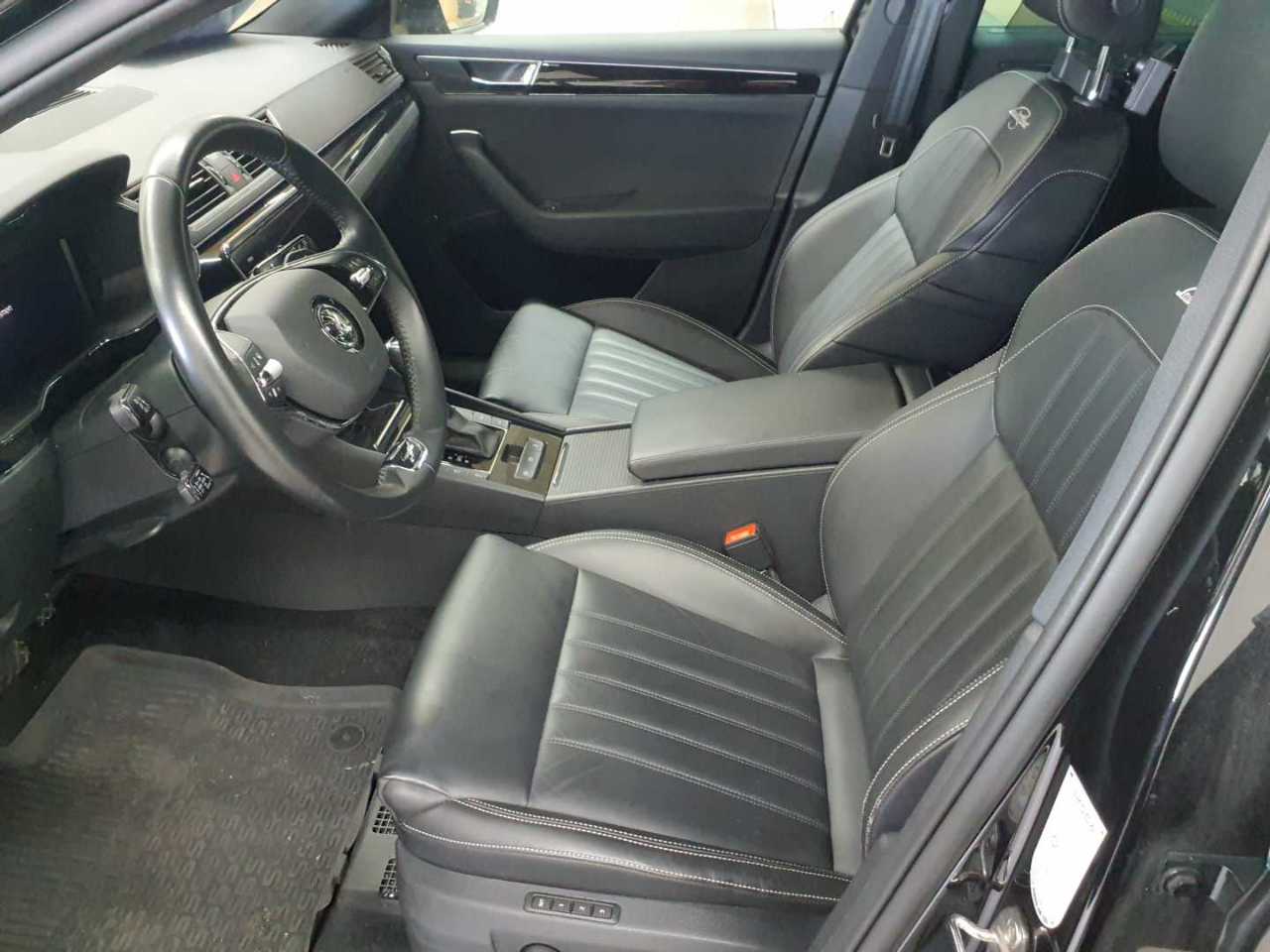Skoda Superb Combi 2.0 TDI 4x4 DSG L&K 7