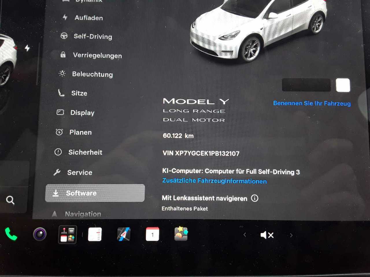 Tesla Model Y Long Range Dual Motor AWD 11