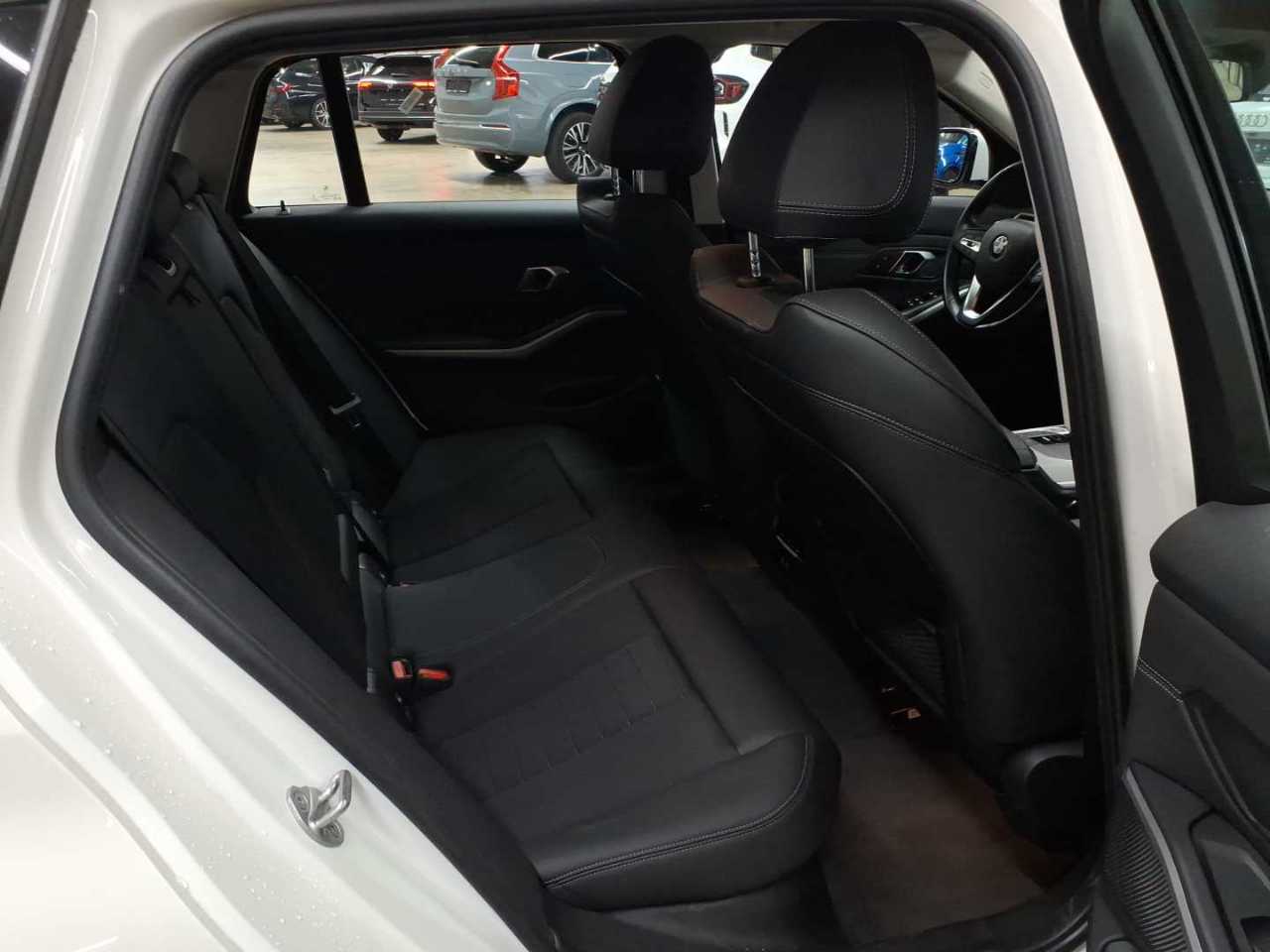 Bmw 320d Touring Aut. 14